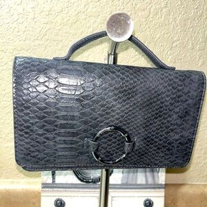 Lulu Dharma - Gray Bamboo Clutch
LULU DHARMA, NWOT